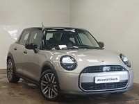 2025 MINI Cooper 1.5 C Classic 5dr Auto Hatchback Petrol Automatic