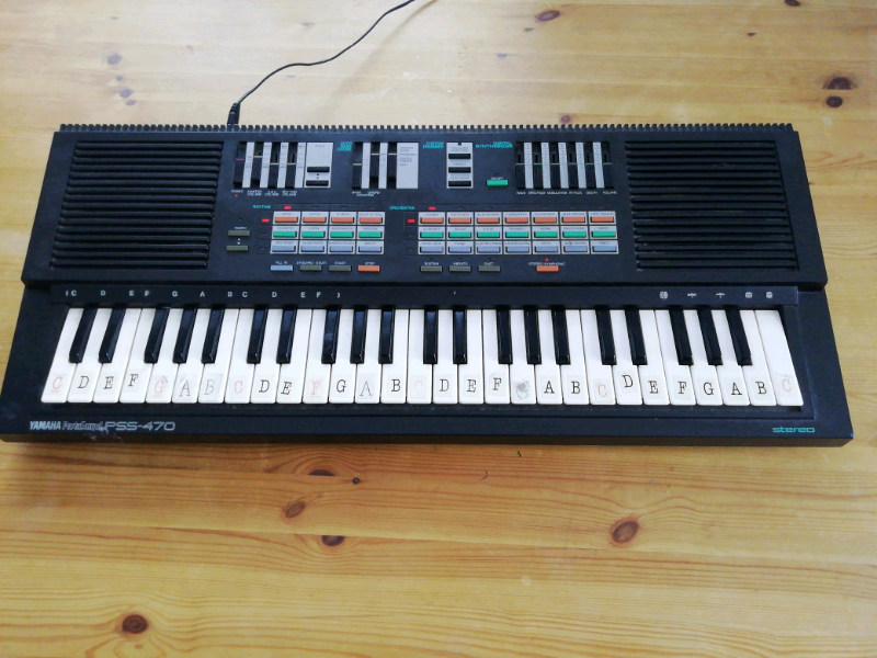 Yamaha Electronic Keyboard PSS470 Vintage Retro 1980's in Poole