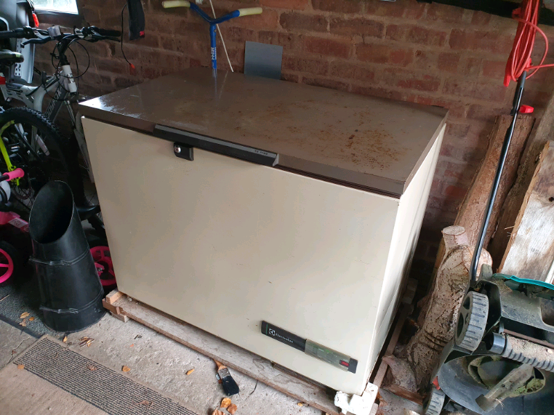 Chest freezer in Wirral, Merseyside Gumtree