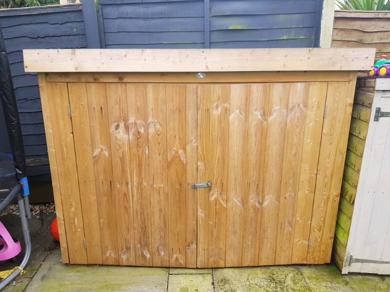 Wickes Garden bike shed outside storage container in 