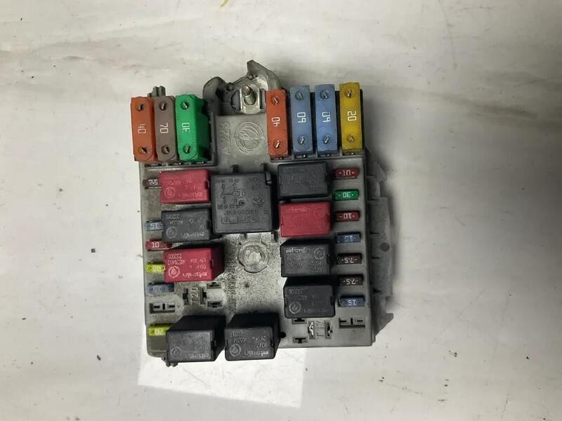 SCATOLA FUSIBILI FIAT PUNTO VAN (2U) 1.3 MJ 16V ACTIVE 4 POSTI 5P/D/1248C