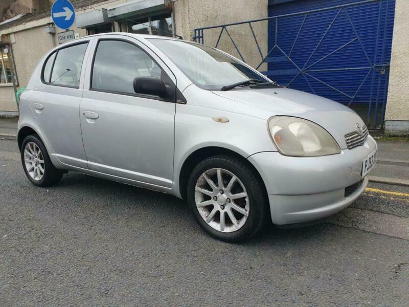 Toyota yaris 2003