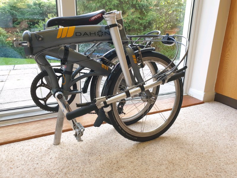 ***SOLD*** Dahon MuSL folding bike with 20" rims in South Wootton