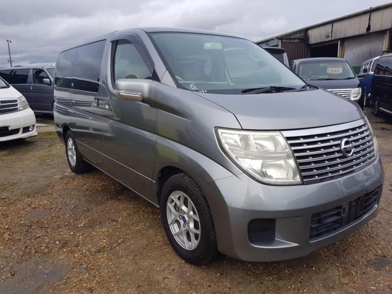 Nissan elgrand 2005
