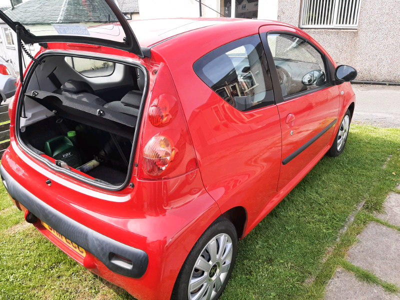 Peugeot 107 2011