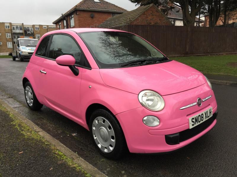 Fiat 500 розовый
