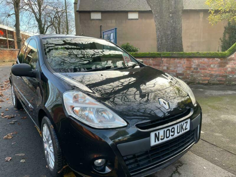 09 Black Renault Clio 1 2 Manual Petrol Perfect Car Bargain Buy In Acocks Green West Midlands Gumtree