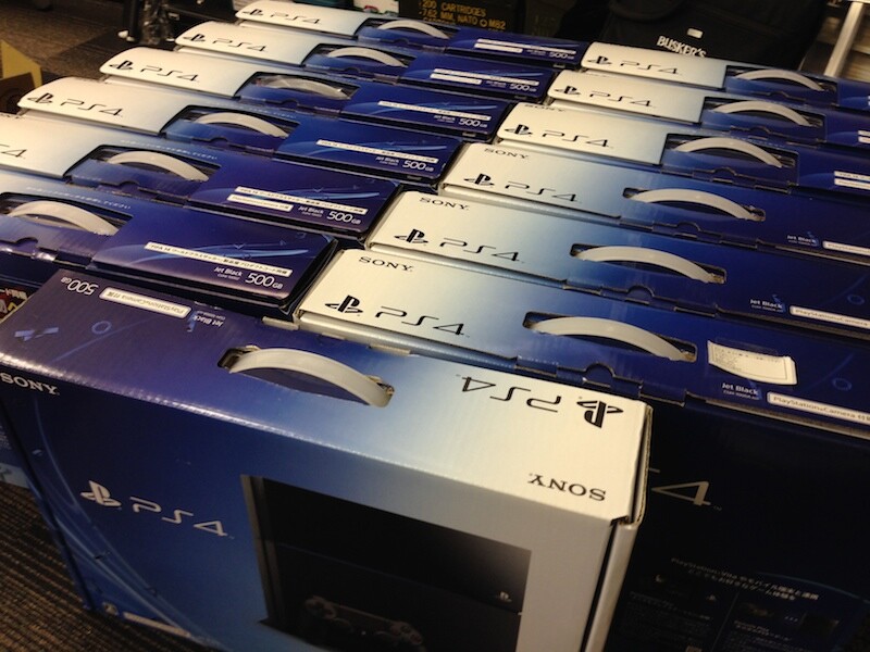PlayStation4 - @43000 ps4 pro 2TB 3台 Amazon.com: Playstation 4 Pro 2TB SSD Console with Dualshock