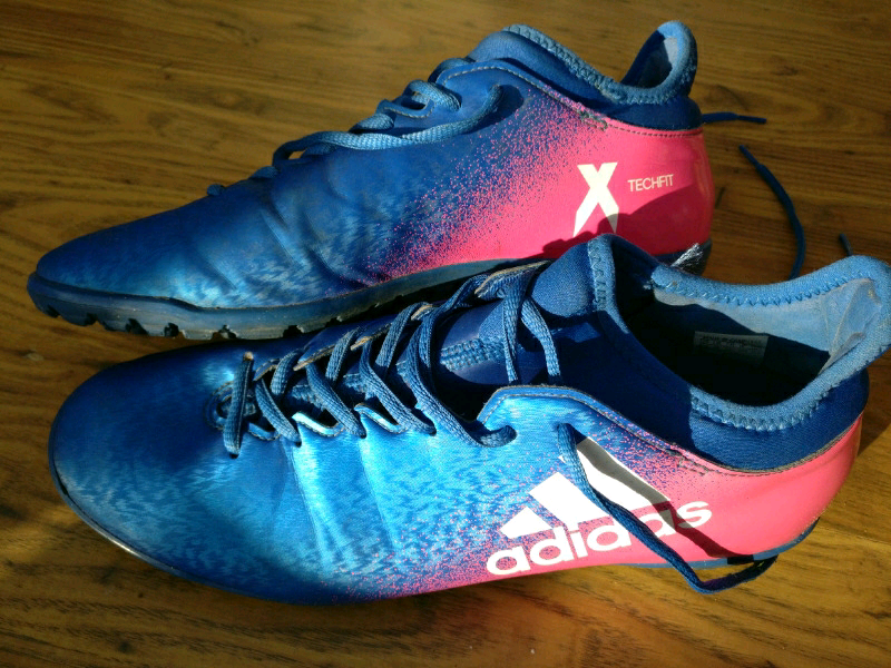 astroturf trainers size 9
