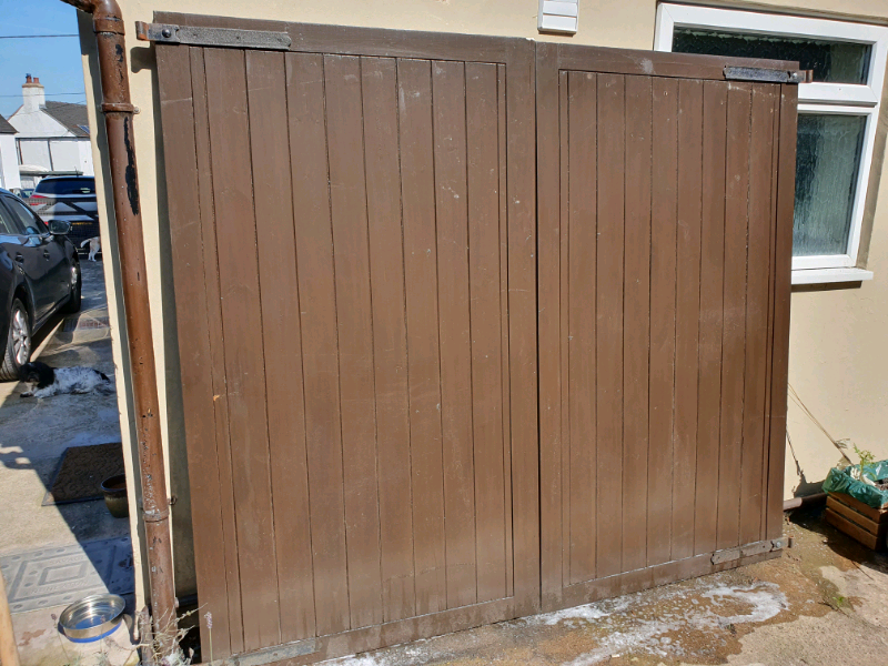 Wooden Garage Doors Gate Great Condition In Stoke On Trent Staffordshire Gumtree