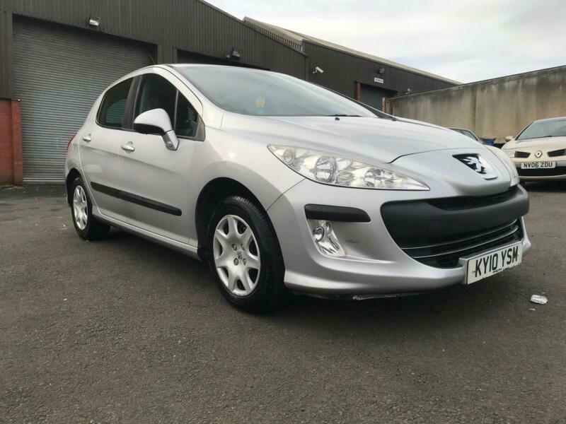 Peugeot 308 2010 год