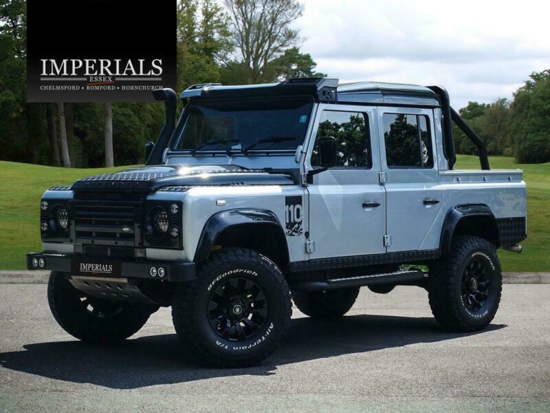 Land rover defender 2010