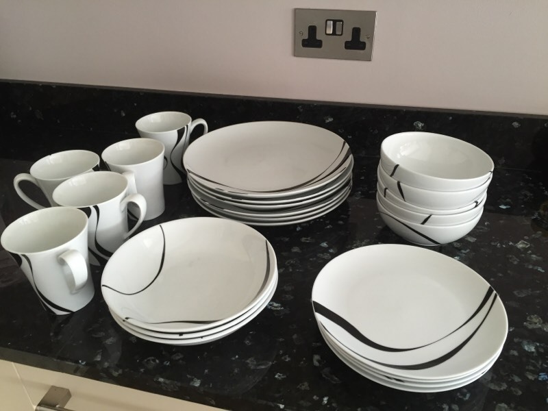Debenhams Jazz Tableware Set mugs, side plates, dinner plates, pasta