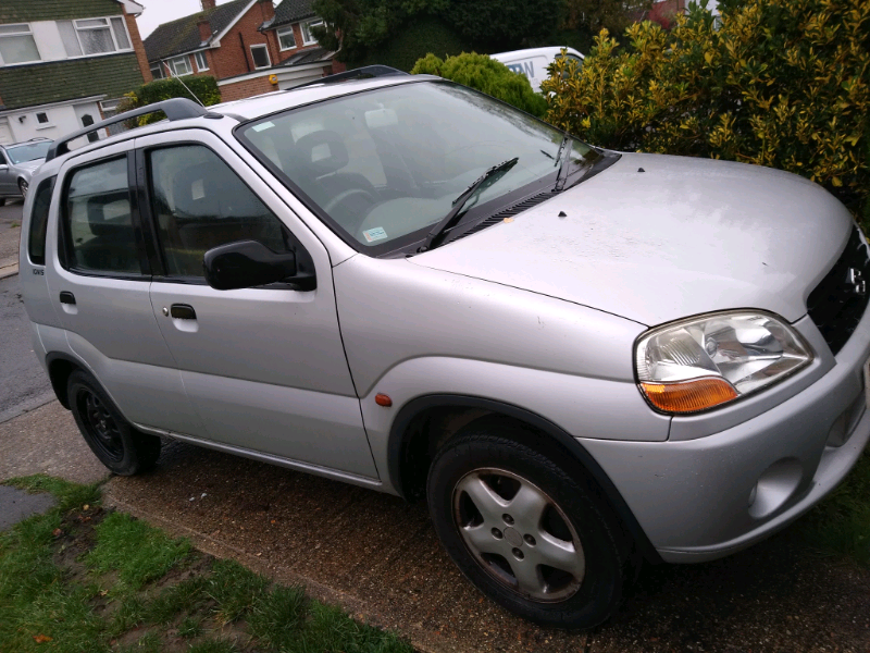 Suzuki ignis 2002