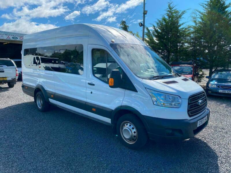 Ford transit minibus