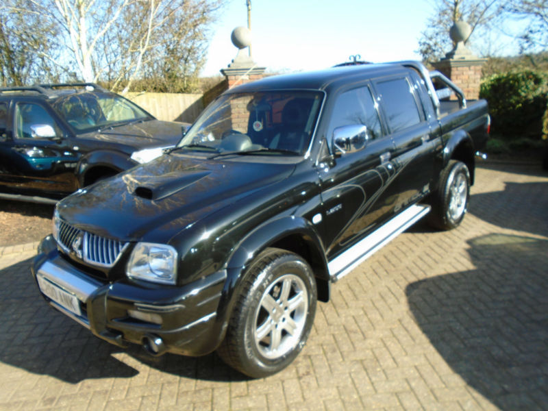 Mitsubishi l200 2005