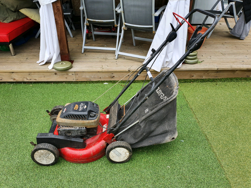 MURRAY 50 LAWN MOWER MULCH & BAG 2N1 SPARES / REPAIR in Southside