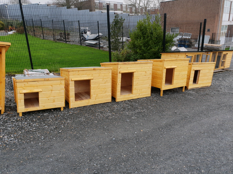 Wooden dog kennel sloped roof, great value range in Armagh, County