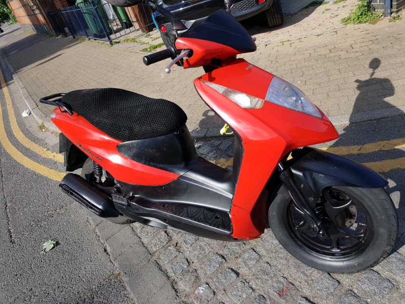 Honda dylan 150