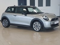 2025 MINI Cooper 1.5 C Classic 3dr Auto HATCHBACK PETROL Automatic