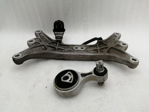 MASERATI QUATTROPORTE VI M156 Gearbox mount 670001738 Getriebehalter