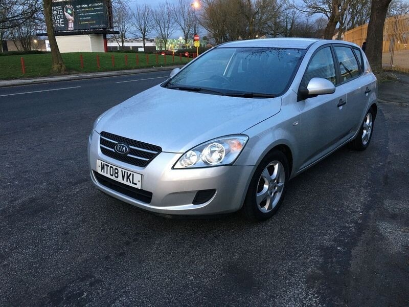 2008 Kia Ceed 16 Diesel The Underrated European Hatchback Review - yzqoz6i