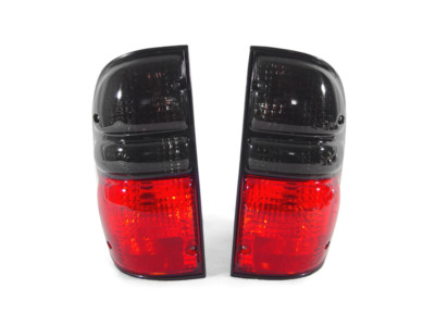 DEPO Red/Smoke Rear Tail Light For 2001-2004 Toyota Tacoma PreRunner 2WD 4WD SR5