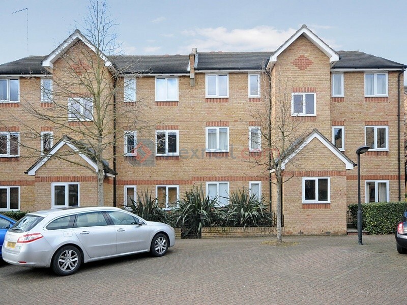 1 bedroom flat in Ringwood Gardens, Isle of Dogs E14 in Isle of Dogs, London Gumtree