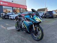 2024 CFMOTO 300SR  Super Sports Petrol Manual