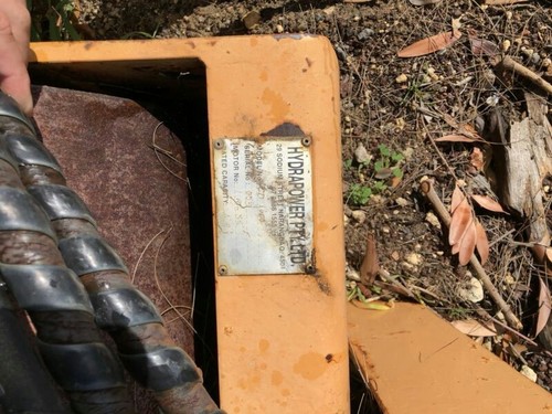 Vibrating drum roller