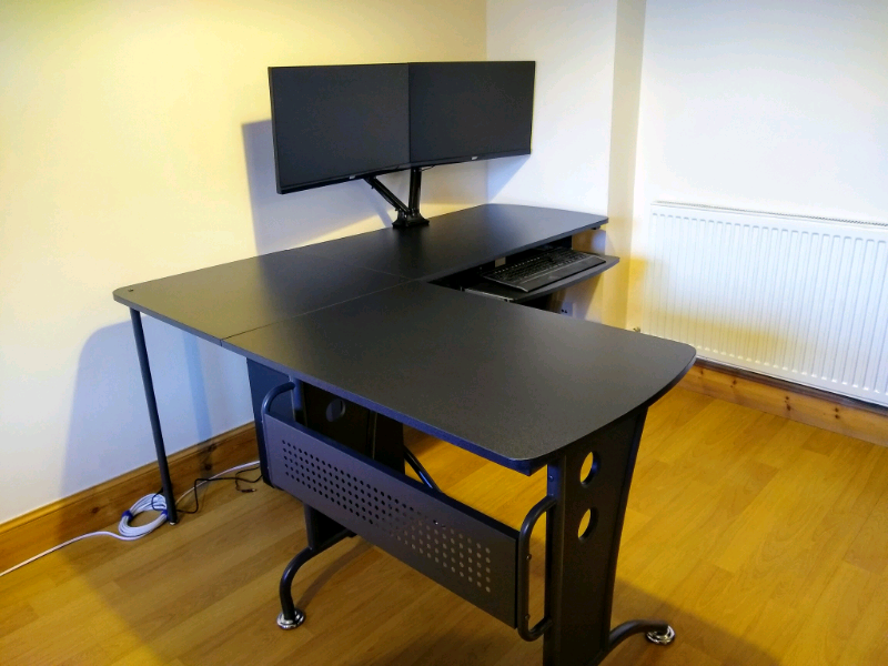 Piranha Trading Large Unicorn Reversible Computer Corner Desk