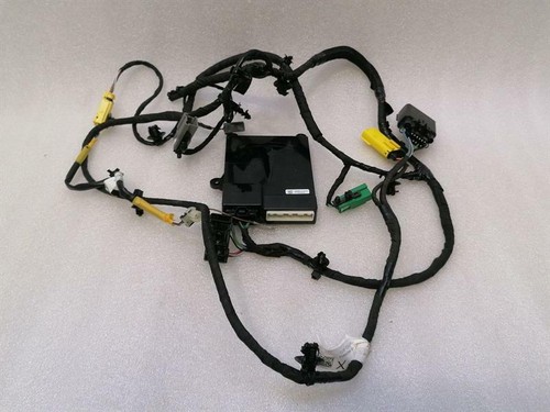 TESLA MODEL X 75D Rear Seat module 1054069-10-F Hinten Sitz Steuergerät