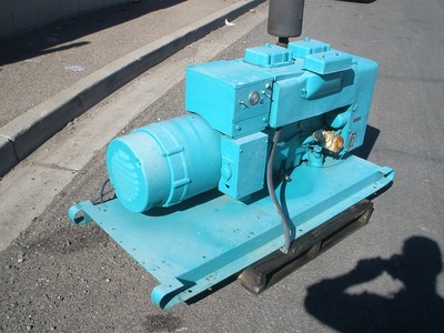 ONAN 15 KW GENERATOR NATURAL GAS IN EX. COND. 3 PHASE 277/480 VOLTS