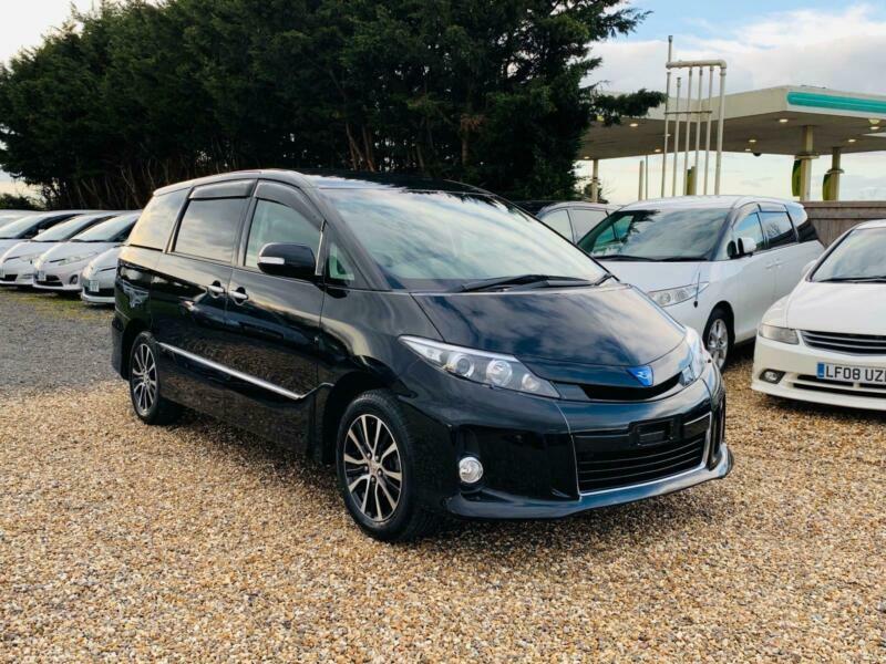 Toyota estima 2014