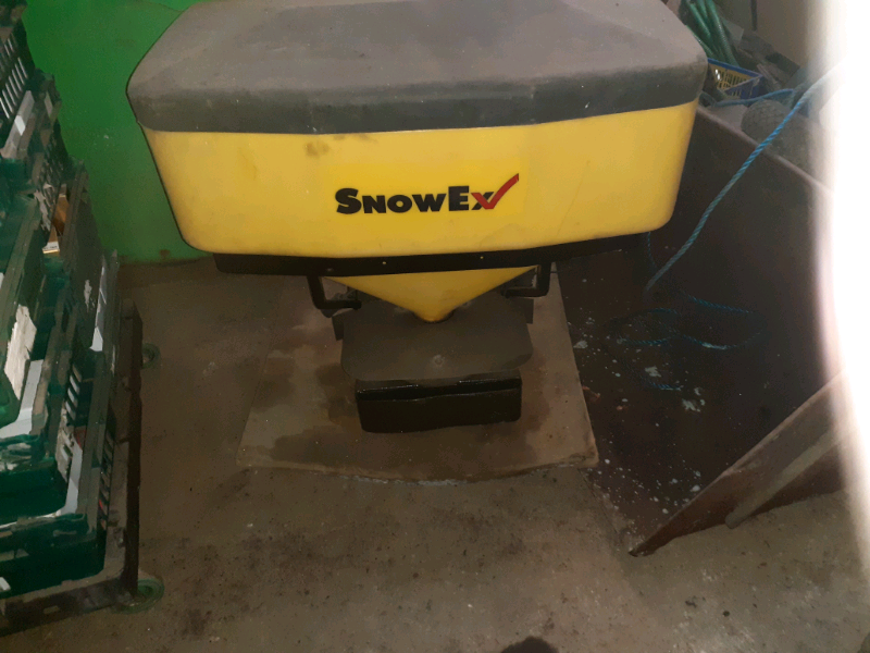 Snowex mini pro 575 tailgate gritter spreader in Fraserburgh
