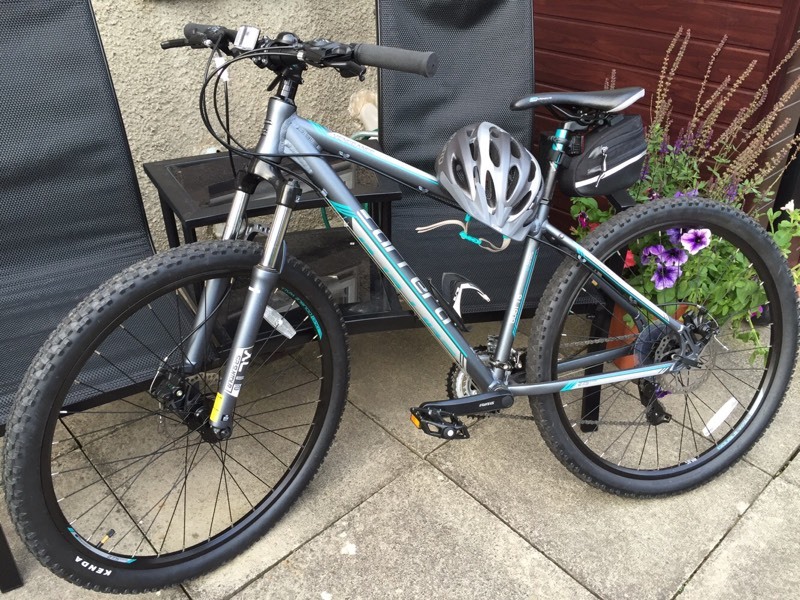 carrera vengeance ladies bike