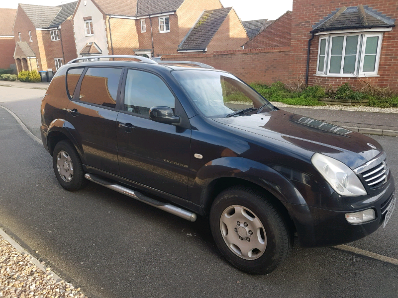 Ssangyong rexton rx270