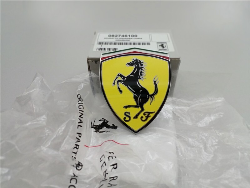 Ferrari 458 Italia Spider Speciale Fender Shield Badge