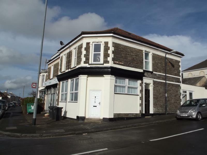 1 bedroom flat in Charlton Road, Kingswood, Bristol, BS15 1LX in