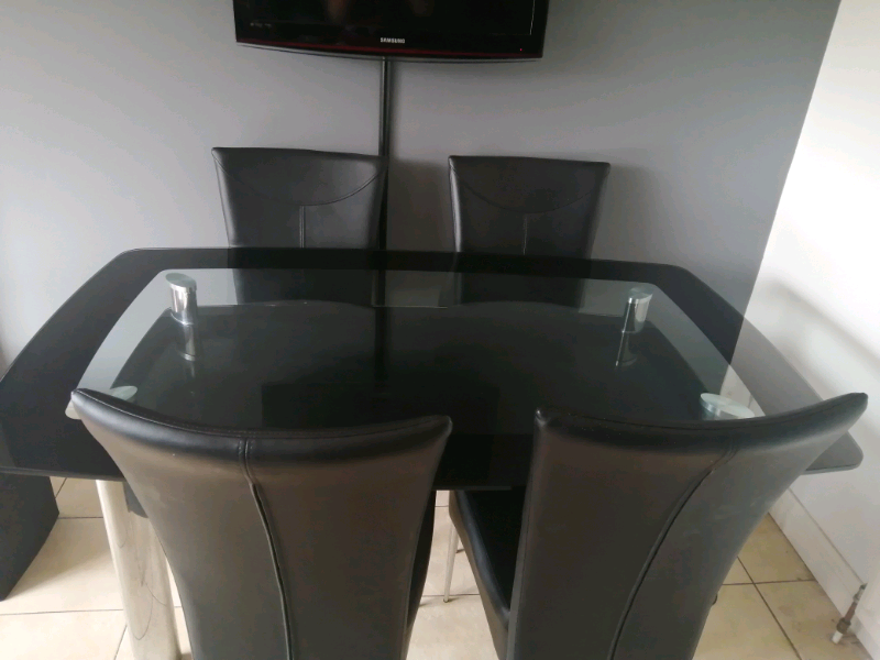 Black Dining table and 6 chairs | in Darfield, South Yorkshire | Gumtree