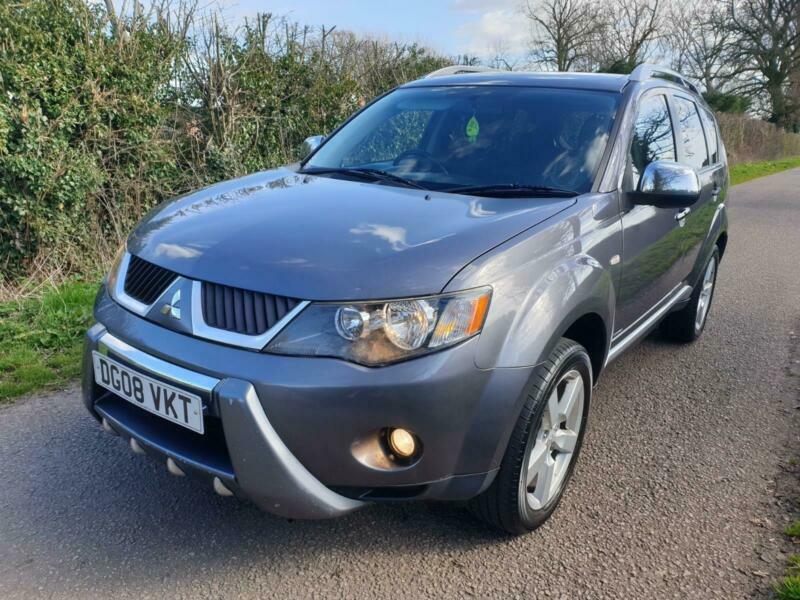 Mitsubishi Outlander GT (2009) Mitsubishi outlander gt, Mitsubishi outlander, Su