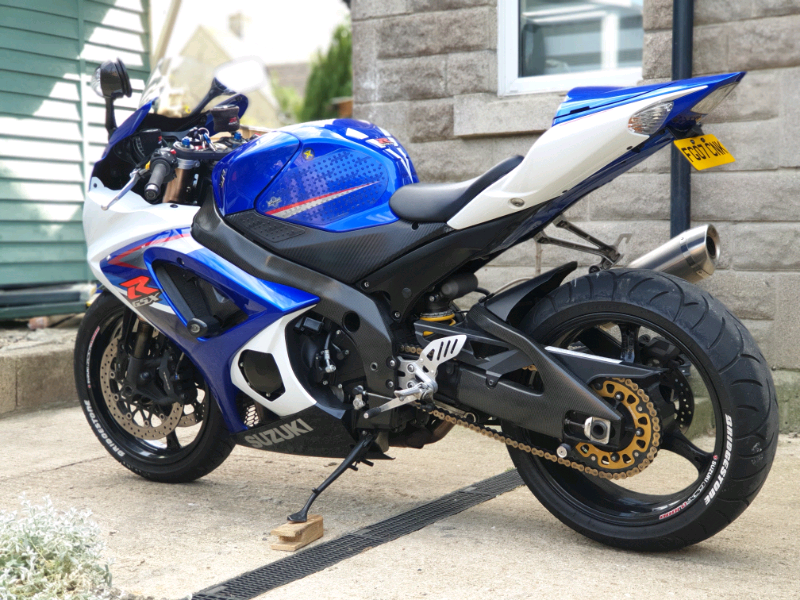 Сузуки gsxr k7