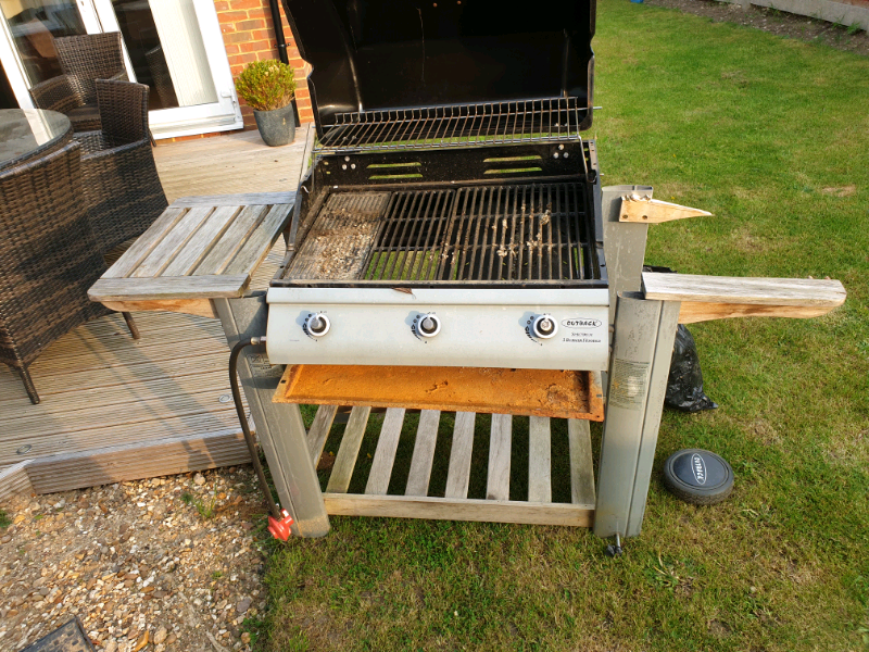 OUTBACK SPECTRUM 3 BURNER BBQ in Bletchley, Buckinghamshire Gumtree