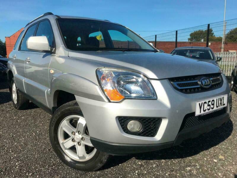 Kia sportage 2009 года