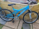 Ladies mountain bike in outstanding condition 