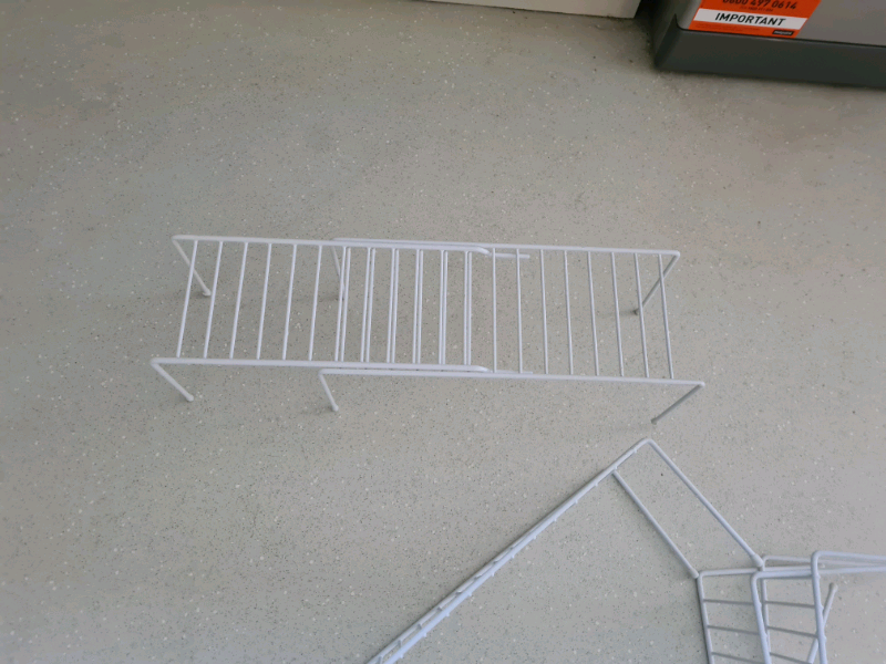 12 x wilko kitchen cupboard shelf organiser telescopic | in Nottingham