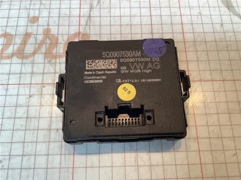 5q0907530am Module Confort Pour Volkswagen Touran (1t1)(02.2003-&Gt;) 88932