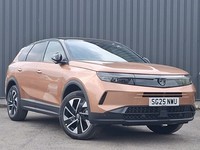 2025 Vauxhall Grandland 1.2 Hybrid [136] Ultimate 5dr e-DCT6 [Pan Roof] HATCHBAC