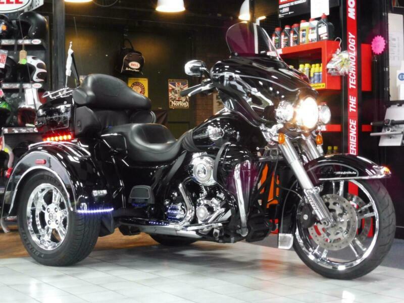 HARLEYDAVIDSON TRIGLIDE 1690cc FLHTCUTG TRIKE REVERSE GEAR 10,200
