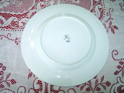 VTG Noritake SNOWFLAKE Gold Green Black Snowflakes 10 7/8